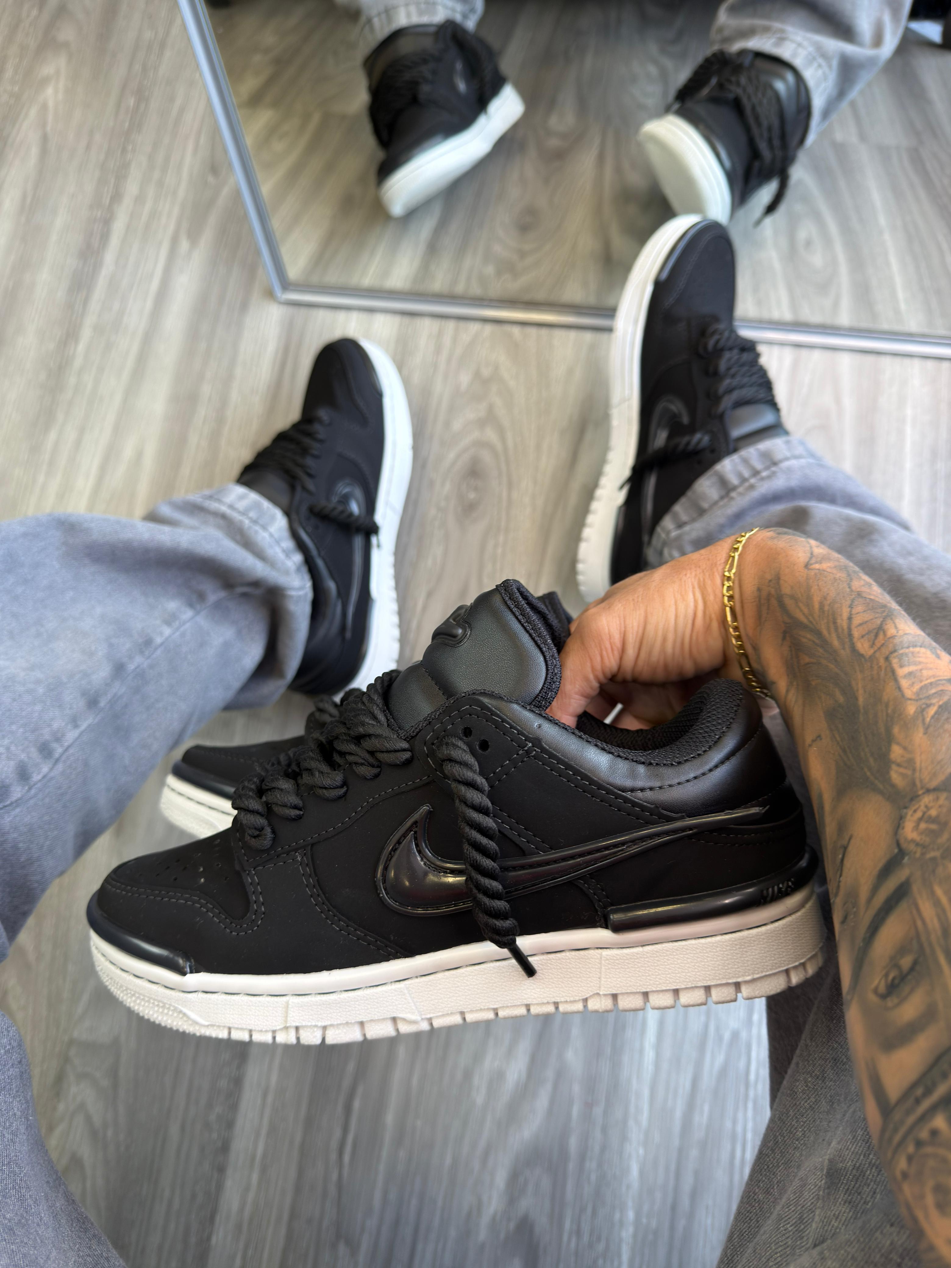 Tênis Nike SB Dunk Twist Preto nobuk e Branco(white) Casual Confortável para Caminhadas e Uso Diário