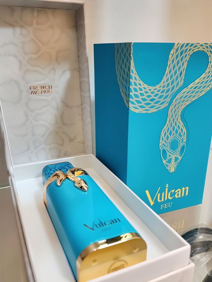 Perfume Vulcan Feu French Avenue EDP 100ml Compartilhável Floral Tropical Importado