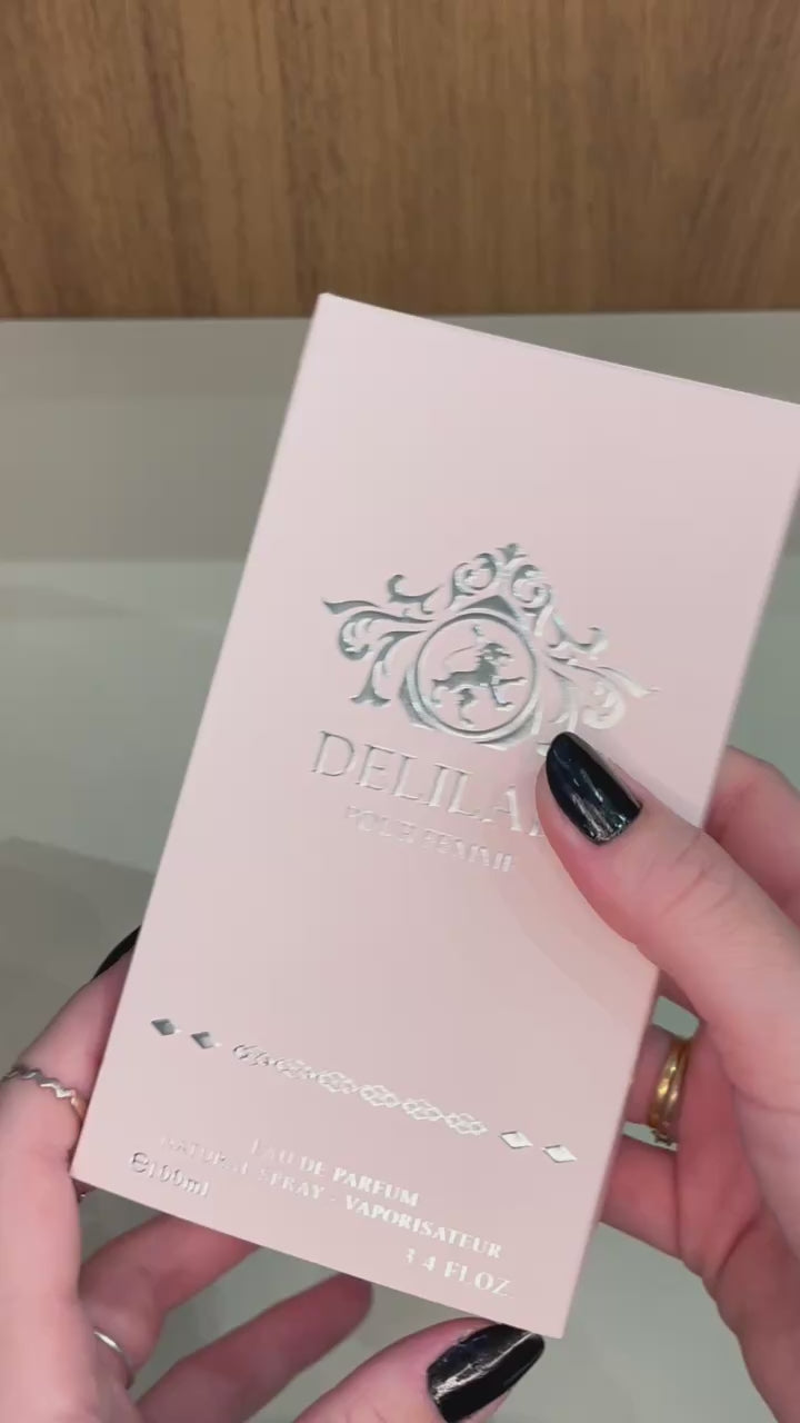 Perfume Árabe Delilah Maison Alhambra EDP 100ml Feminino Floral Frutado Importado